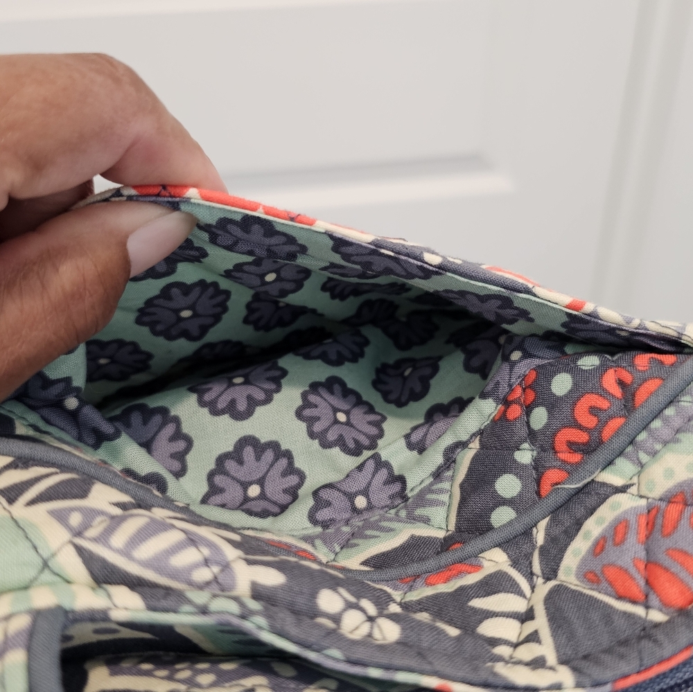 Vera Bradley Tote Bag, EUC, Large - Picture 9 of 11